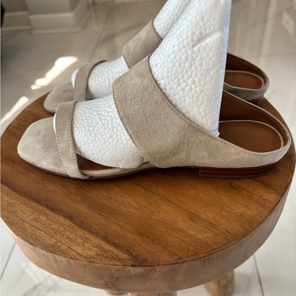 Halston Heritage Neutral Beige Suede Slide Mules - Picture 13 of 14